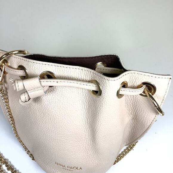 NWT Anna Paola Italian Genuine Leather Bucket Bag In Prosecco Beige w/Chain NEW - Picture 4 of 7
